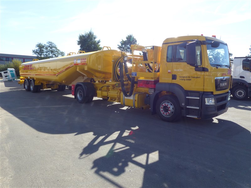 Königskranich DHL III 03