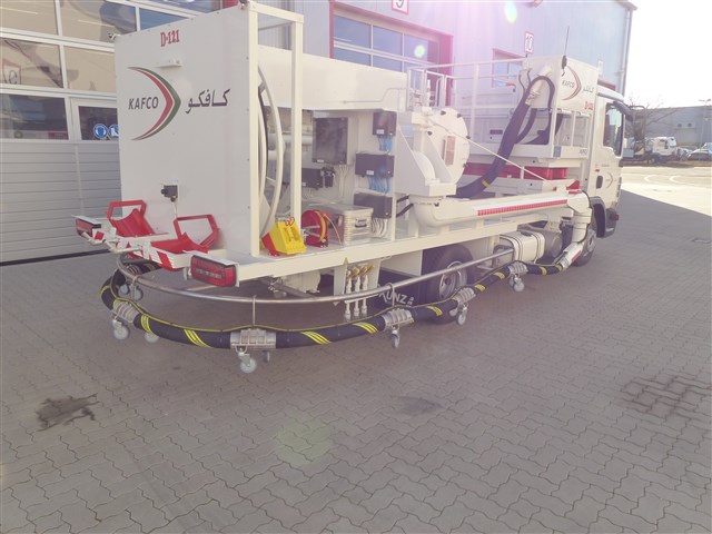 P1400767